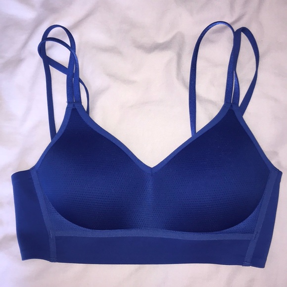 Nike Sports Bra - Picture 1 of 3